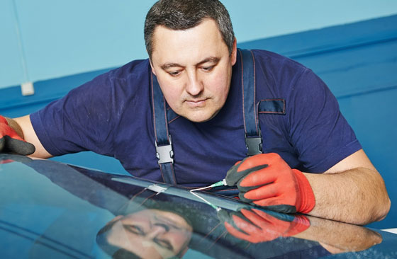 Windscreen Crack Repair | Windshield Crack Repair | National Windscreens